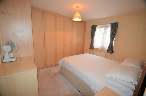Grenville Place, Mill Hill